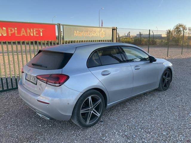 Mercedes-Benz A180d - Osobní auto: obrázek 3 Mercedes-Benz A180d - Osobní auto: obrázek 3