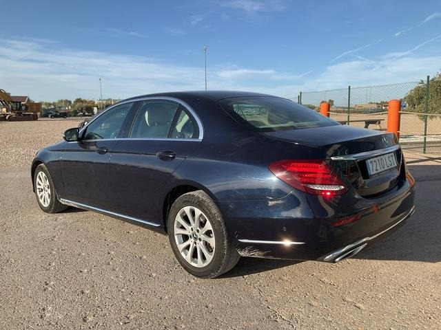 Mercedes-Benz E220D - Osobní auto: obrázek 2 Mercedes-Benz E220D - Osobní auto: obrázek 2