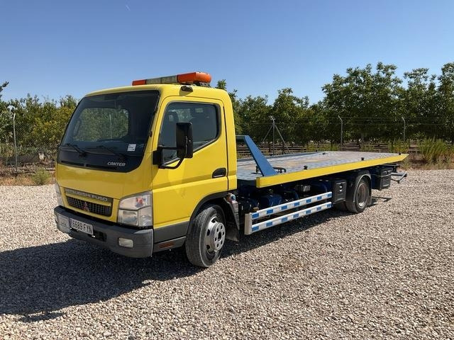Mitsubishi Canter - Odtahovka: obrázek 1 Mitsubishi Canter - Odtahovka: obrázek 1