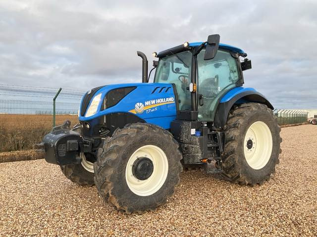 New Holland T7.165S - Traktor: obrázek 1 New Holland T7.165S - Traktor: obrázek 1