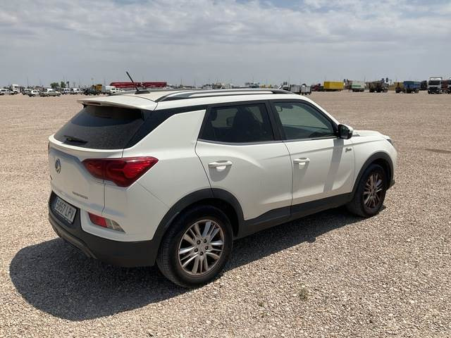 Ssangyong Korando - Osobní auto: obrázek 3 Ssangyong Korando - Osobní auto: obrázek 3
