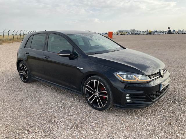 Volkswagen Golf - Osobní auto: obrázek 4 Volkswagen Golf - Osobní auto: obrázek 4