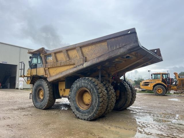CAT 775D - Pevný dempr: obrázek 2 CAT 775D - Pevný dempr: obrázek 2