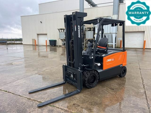 Doosan B35X-7 PLUS - Elektrický vysokozdvižný vozík: obrázek 1 Doosan B35X-7 PLUS - Elektrický vysokozdvižný vozík: obrázek 1