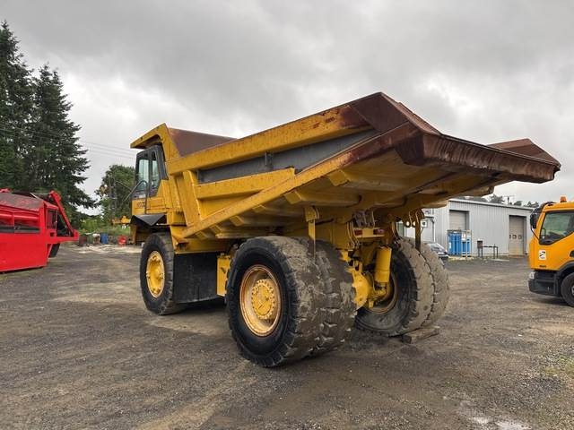 Komatsu HD325-6 - Pevný dempr: obrázek 2 Komatsu HD325-6 - Pevný dempr: obrázek 2