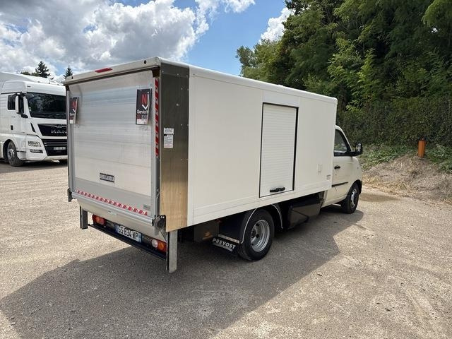 Piaggio Porter NP6 - Furgon: obrázek 3 Piaggio Porter NP6 - Furgon: obrázek 3