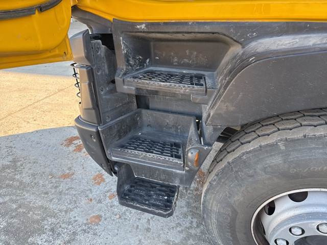 Sklápěč, Auto s hydraulickou rukou Renault C380: obrázek 15