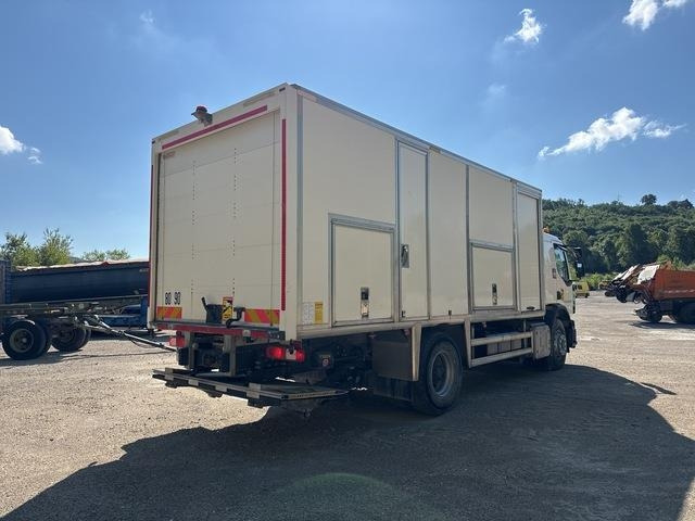 Renault C380 - Skříňový nákladní auto: obrázek 4 Renault C380 - Skříňový nákladní auto: obrázek 4