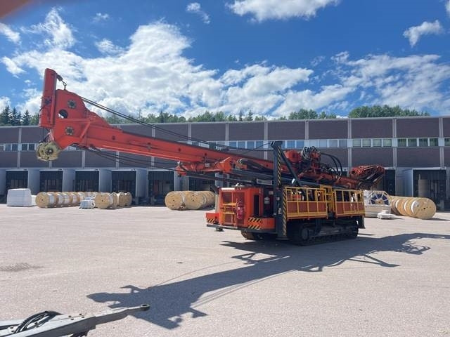 Hanjin D&B 120W - Vrtná souprava: obrázek 3 Hanjin D&B 120W - Vrtná souprava: obrázek 3