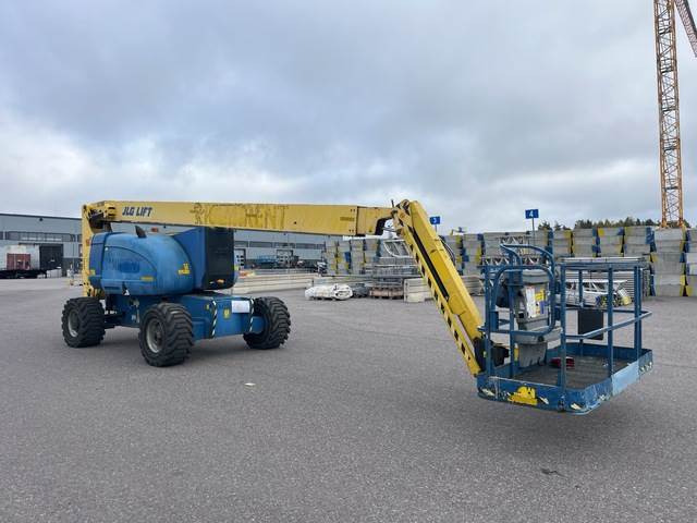 JLG 800AJ - Teleskopická plošina: obrázek 2 JLG 800AJ - Teleskopická plošina: obrázek 2