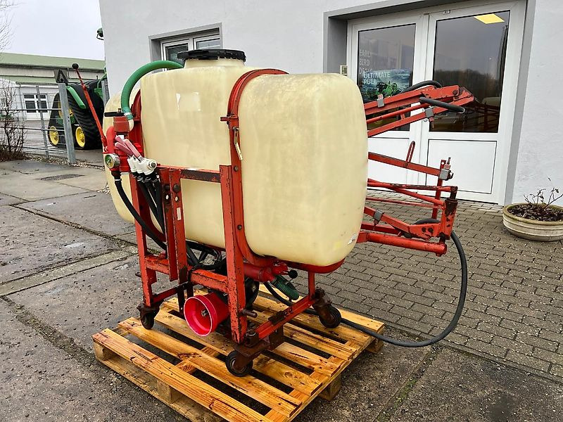 Holder ES 4 12m - Nesený postřikovač: obrázek 3 Holder ES 4 12m - Nesený postřikovač: obrázek 3