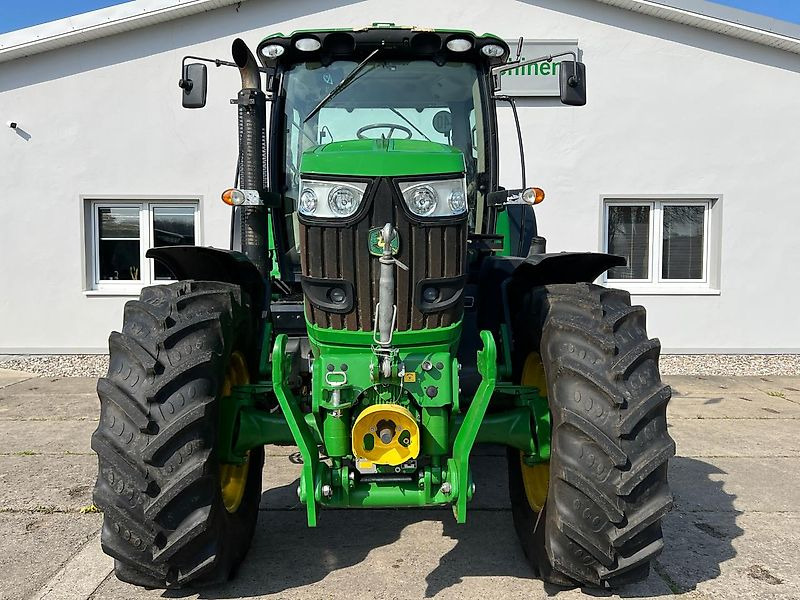 John Deere 6210R Frontzapfwelle - Traktor: obrázek 3 John Deere 6210R Frontzapfwelle - Traktor: obrázek 3