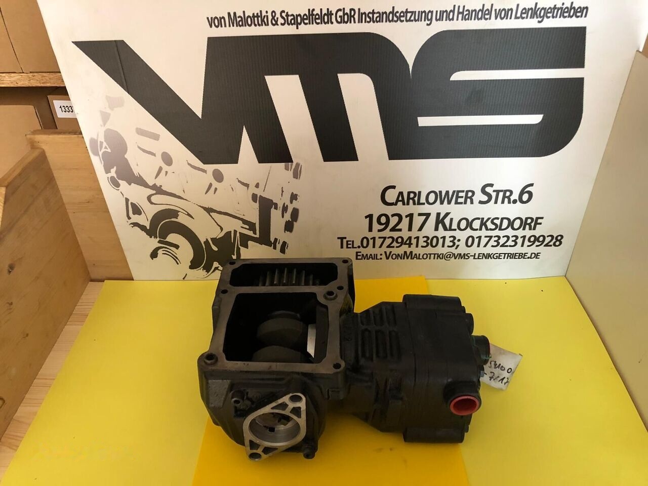 Knorr-Bremse 1 Zylinder 51541007121 MAN D-2066, D-2676 - Kompresor pro Nákladní auto: obrázek 1 Knorr-Bremse 1 Zylinder 51541007121 MAN D-2066, D-2676 - Kompresor pro Nákladní auto: obrázek 1