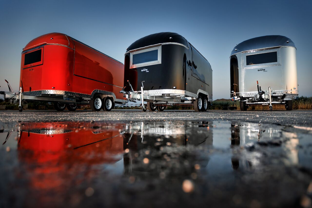 SHINE Spring RED - Prodejní přívěs: obrázek 3 SHINE Spring RED - Prodejní přívěs: obrázek 3