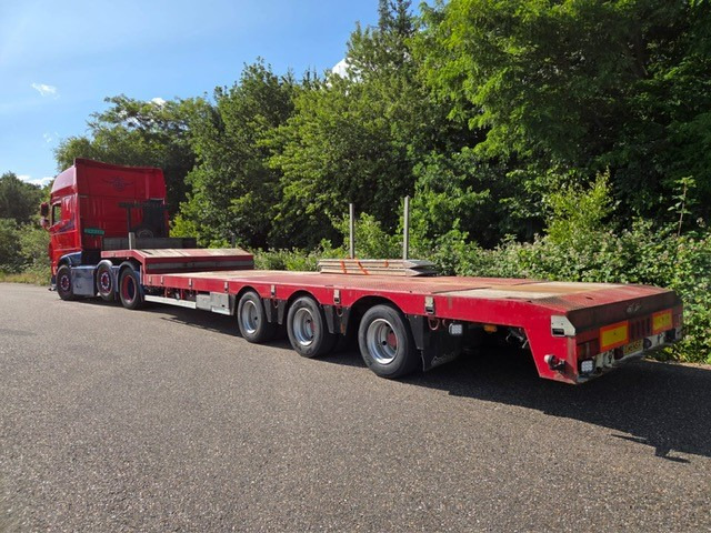 DAF XF 460 FTG 6x2 Super Spacecab + Nooteboom semi-dieplader - Podvozek s kabinou: obrázek 2 DAF XF 460 FTG 6x2 Super Spacecab + Nooteboom semi-dieplader - Podvozek s kabinou: obrázek 2
