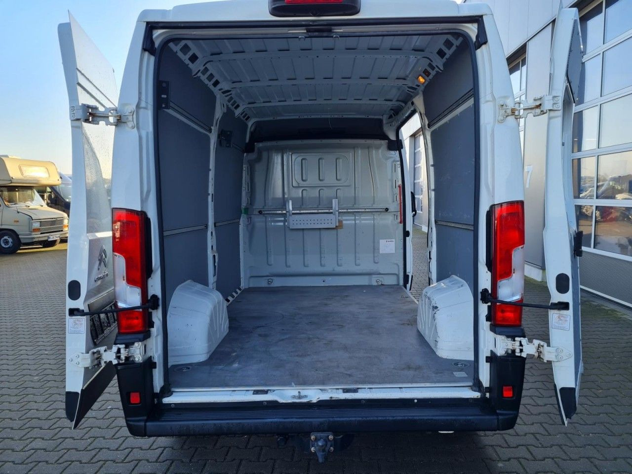 Citroën Jumper 33 Kasten L2H2 AHK KLIMA KAMERA TEMPOMAT - Malá dodávka: obrázek 5 Citroën Jumper 33 Kasten L2H2 AHK KLIMA KAMERA TEMPOMAT - Malá dodávka: obrázek 5