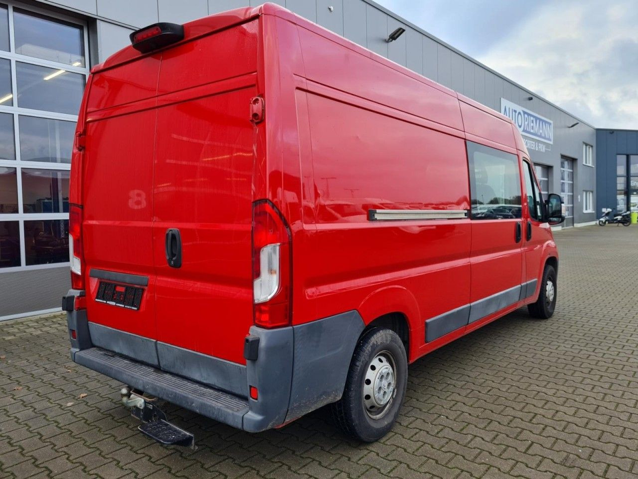 Citroën Jumper 35 Kasten L3H2 Doka 7-Sitze AHK KLIMA KAM - Furgon, Dodávka s dvojitou kabinou: obrázek 4 Citroën Jumper 35 Kasten L3H2 Doka 7-Sitze AHK KLIMA KAM - Furgon, Dodávka s dvojitou kabinou: obrázek 4
