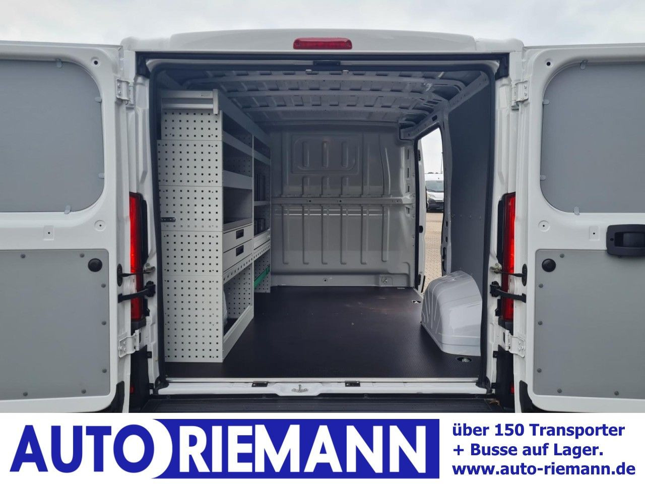 Fiat Ducato 30 Kasten L1H1 KLIMA PDC REGALE TEMPOMAT - Malá dodávka: obrázek 1 Fiat Ducato 30 Kasten L1H1 KLIMA PDC REGALE TEMPOMAT - Malá dodávka: obrázek 1