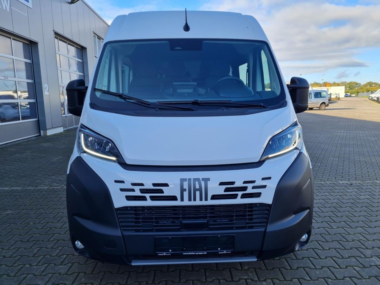 Fiat Ducato 35 Kasten Doka 6-Sitze L3H2 AG KLIMA Navi - Furgon, Dodávka s dvojitou kabinou: obrázek 2 Fiat Ducato 35 Kasten Doka 6-Sitze L3H2 AG KLIMA Navi - Furgon, Dodávka s dvojitou kabinou: obrázek 2