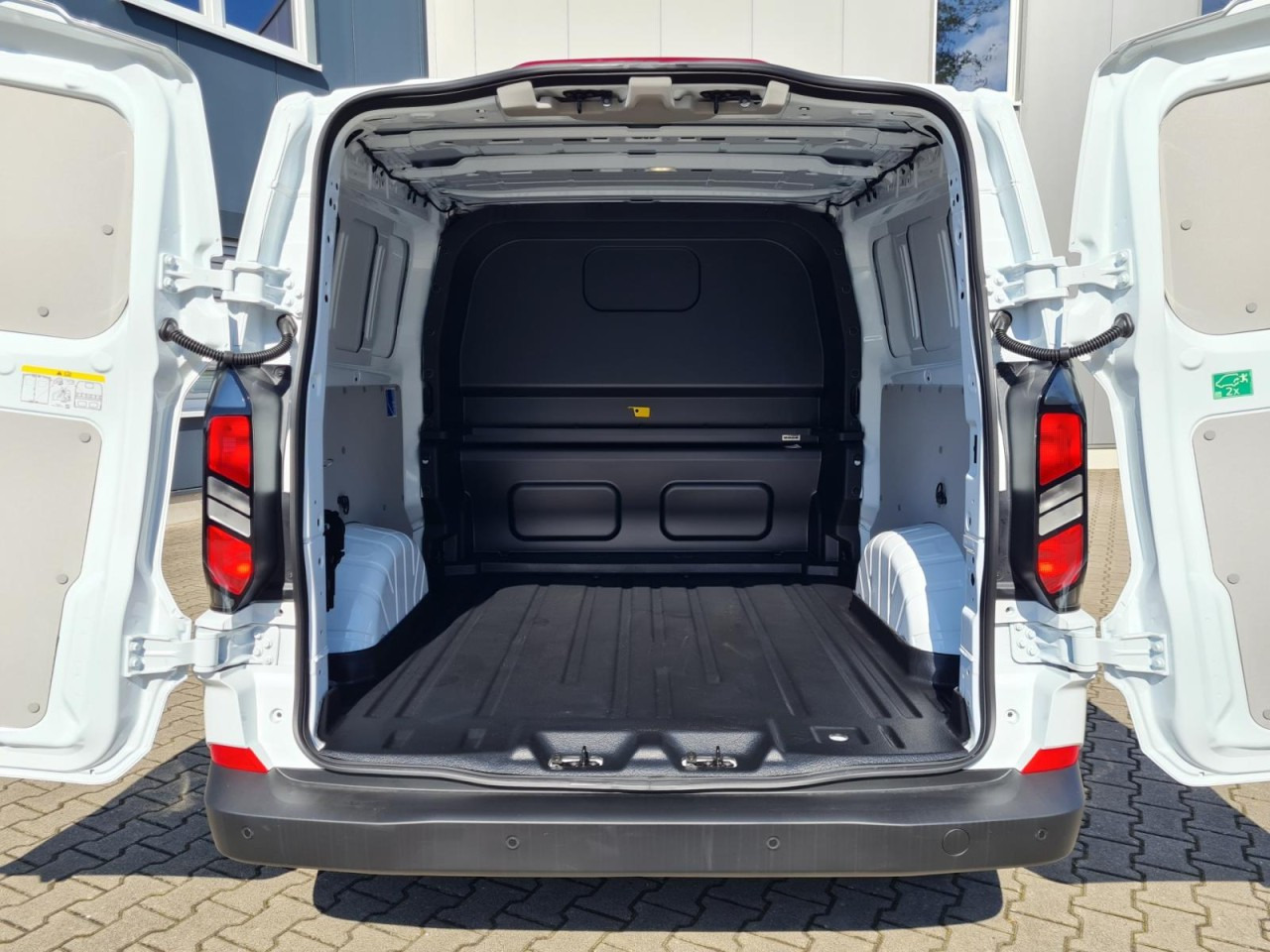 Ford Custom Kasten L2 Doka Trend KLIMA KAMERA PDC TEMPOMAT - Malá dodávka, Dodávka s dvojitou kabinou: obrázek 5 Ford Custom Kasten L2 Doka Trend KLIMA KAMERA PDC TEMPOMAT - Malá dodávka, Dodávka s dvojitou kabinou: obrázek 5
