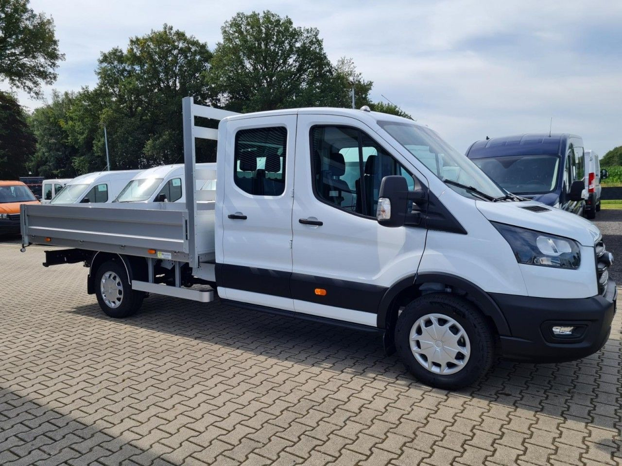 Ford Transit 350 Doka L3 L4 Trend RWD AHK KLIMA TEMPO - Dodávka valník: obrázek 3 Ford Transit 350 Doka L3 L4 Trend RWD AHK KLIMA TEMPO - Dodávka valník: obrázek 3