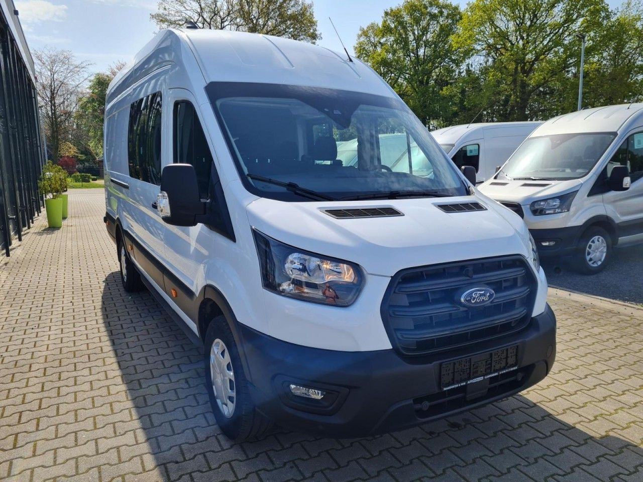 Ford Transit 350 Kasten L4H3 Doka Trend Mixto RWD - Furgon, Dodávka s dvojitou kabinou: obrázek 2 Ford Transit 350 Kasten L4H3 Doka Trend Mixto RWD - Furgon, Dodávka s dvojitou kabinou: obrázek 2