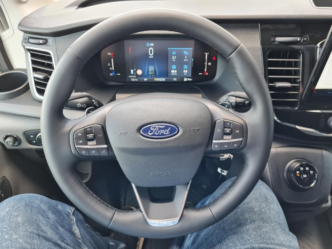 Ford Transit 350 Kombi 9 Sitze L3 AG Trend AHK KAMERA leasing Ford Transit 350 Kombi 9 Sitze L3 AG Trend AHK KAMERA: obrázek 9