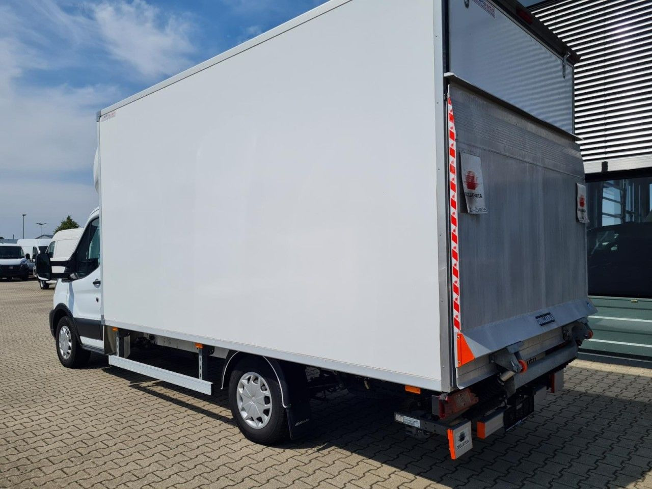 Ford Transit 350 Möbel Koffer LBW Trend AG KLIMA TEMP - Dodávka skřín: obrázek 5 Ford Transit 350 Möbel Koffer LBW Trend AG KLIMA TEMP - Dodávka skřín: obrázek 5