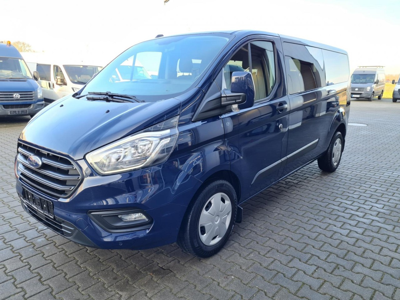 Ford Transit Custom Kombi 320 L2 Trend 9 Sitze PDC - Minibus, Mikrobus: obrázek 3 Ford Transit Custom Kombi 320 L2 Trend 9 Sitze PDC - Minibus, Mikrobus: obrázek 3