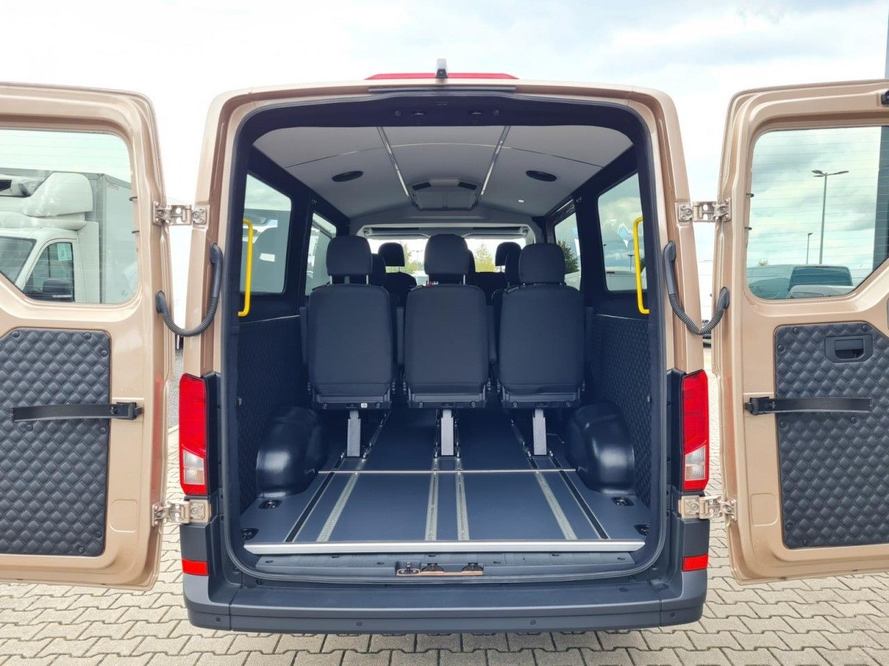 Mikrobus MAN TGE 3.180 TDi Kombi 9 Sitzer LED LM KAMERA Sonde: obrázek 7