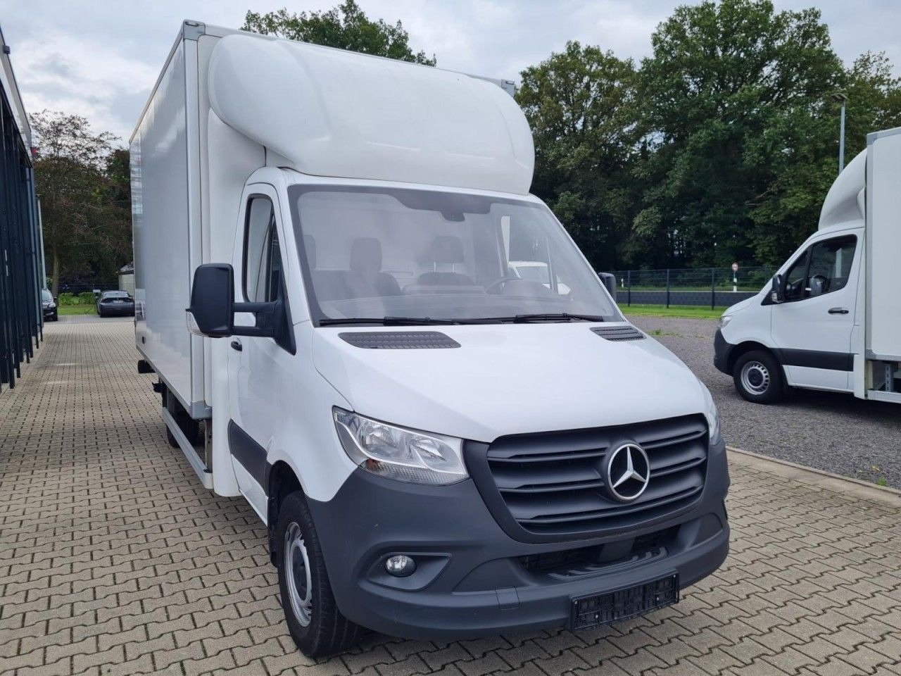 Mercedes-Benz Sprinter 315 CDI Koffer LBW RWD KLIMA TEMPOMAT - Dodávka skřín: obrázek 2 Mercedes-Benz Sprinter 315 CDI Koffer LBW RWD KLIMA TEMPOMAT - Dodávka skřín: obrázek 2