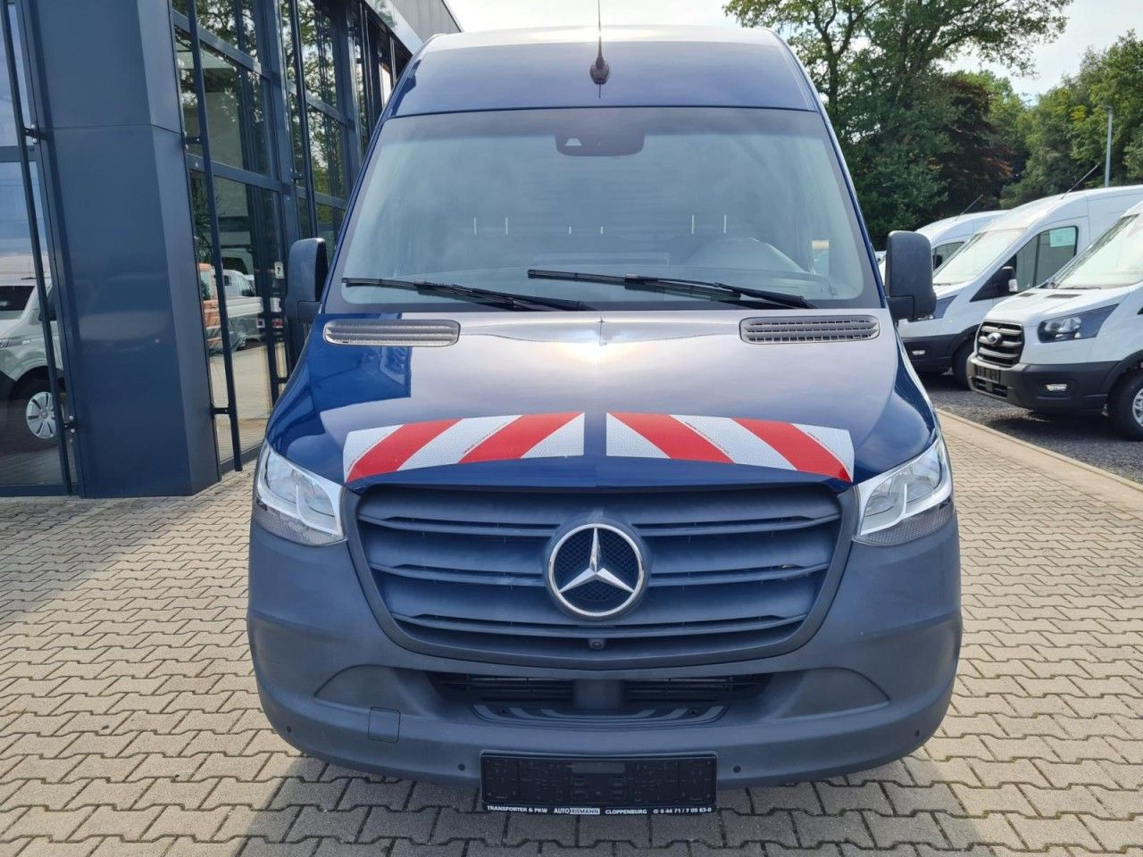 Mercedes-Benz Sprinter 316 Kasten CDI MR RWD AHK MBUX KAMERA - Furgon: obrázek 2 Mercedes-Benz Sprinter 316 Kasten CDI MR RWD AHK MBUX KAMERA - Furgon: obrázek 2