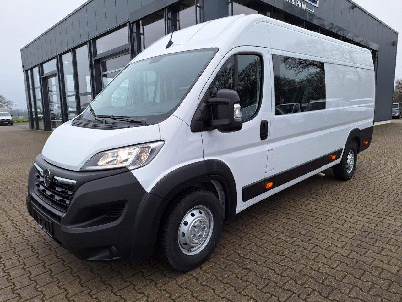 Opel Movano 35 Kasten L4 Doka 6-Sitze verstärkt PDC T - Furgon, Dodávka s dvojitou kabinou: obrázek 3 Opel Movano 35 Kasten L4 Doka 6-Sitze verstärkt PDC T - Furgon, Dodávka s dvojitou kabinou: obrázek 3