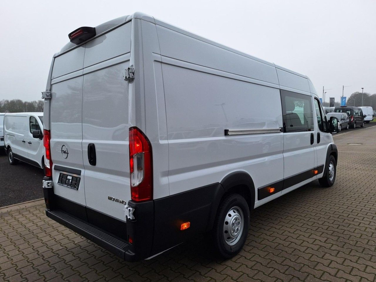 Opel Movano 35 Kasten L4 Doka 6-Sitze verstärkt PDC T - Furgon, Dodávka s dvojitou kabinou: obrázek 5 Opel Movano 35 Kasten L4 Doka 6-Sitze verstärkt PDC T - Furgon, Dodávka s dvojitou kabinou: obrázek 5