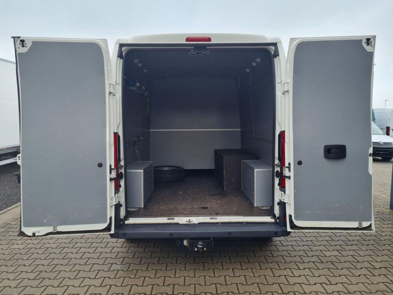 Peugeot Boxer Kasten L3H2 Doka 6-Sitze AHK PDC KLIMA - Malá dodávka, Dodávka s dvojitou kabinou: obrázek 5 Peugeot Boxer Kasten L3H2 Doka 6-Sitze AHK PDC KLIMA - Malá dodávka, Dodávka s dvojitou kabinou: obrázek 5