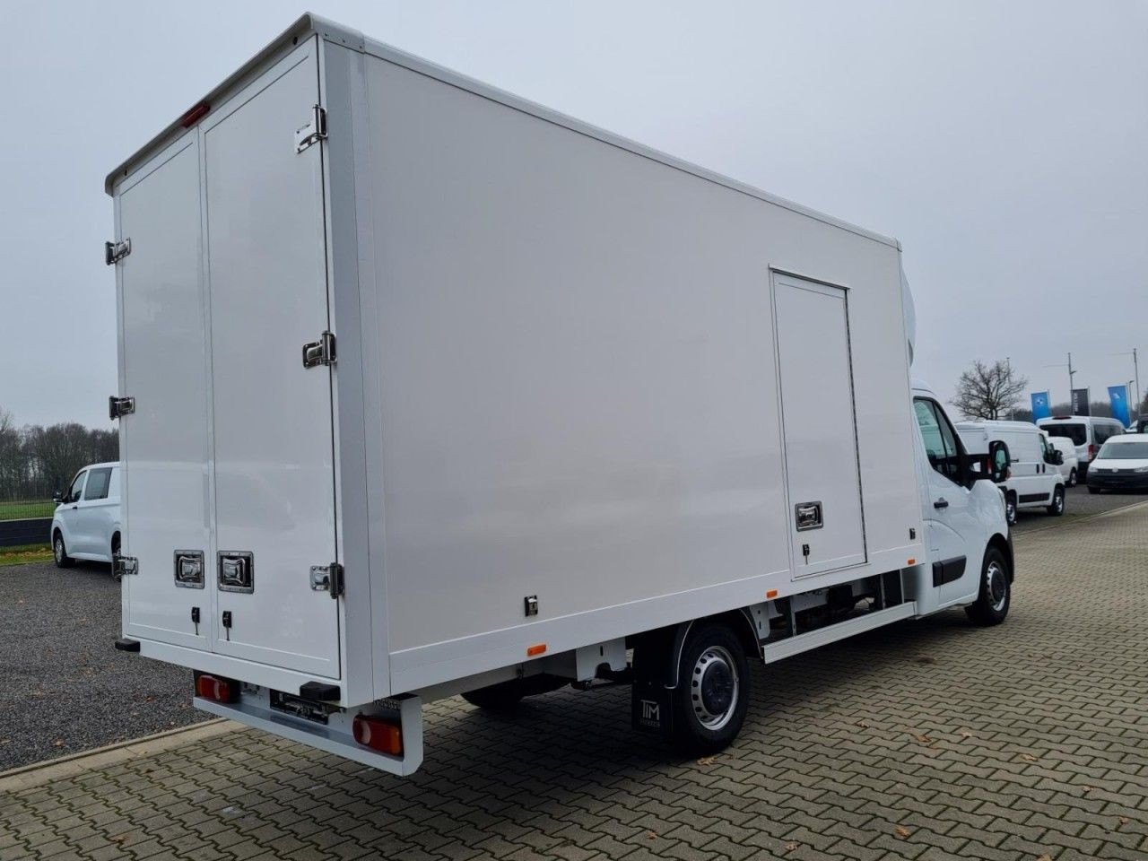 Renault Master 3,5t Koffer dCi 165 mit 10 Pal. Plätze - Dodávka skřín: obrázek 5 Renault Master 3,5t Koffer dCi 165 mit 10 Pal. Plätze - Dodávka skřín: obrázek 5