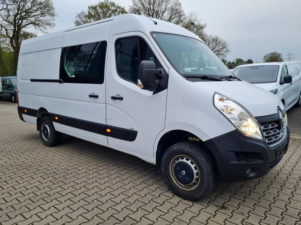 Renault Master 35 Kasten LR Doka 6-Sitze 4x4 Allrad AHK - Furgon, Dodávka s dvojitou kabinou: obrázek 3 Renault Master 35 Kasten LR Doka 6-Sitze 4x4 Allrad AHK - Furgon, Dodávka s dvojitou kabinou: obrázek 3