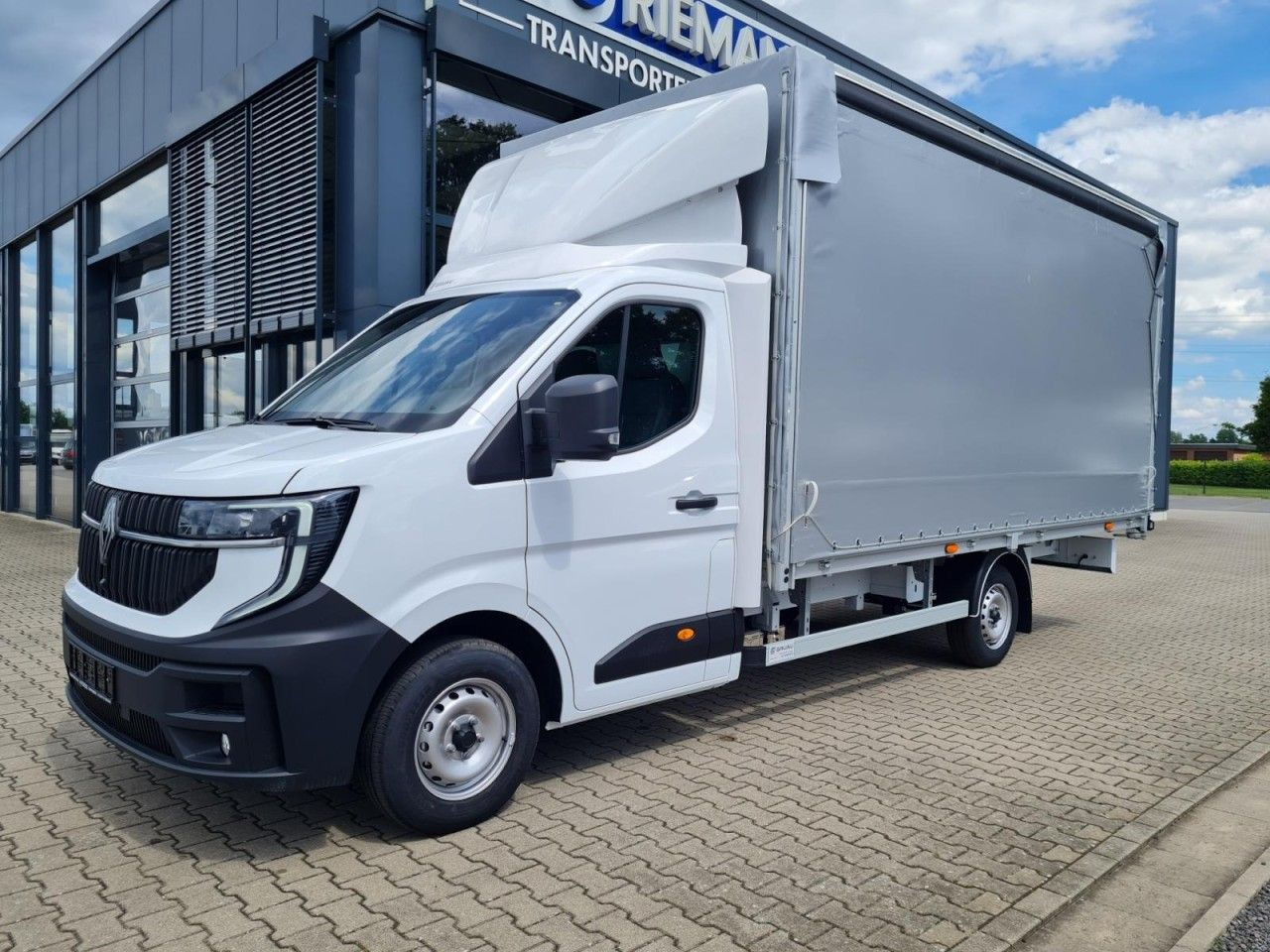 Renault Master 35 Pritsche Schiebe Plane dCi 170 10 Pal. - Plachtová dodávka: obrázek 2 Renault Master 35 Pritsche Schiebe Plane dCi 170 10 Pal. - Plachtová dodávka: obrázek 2