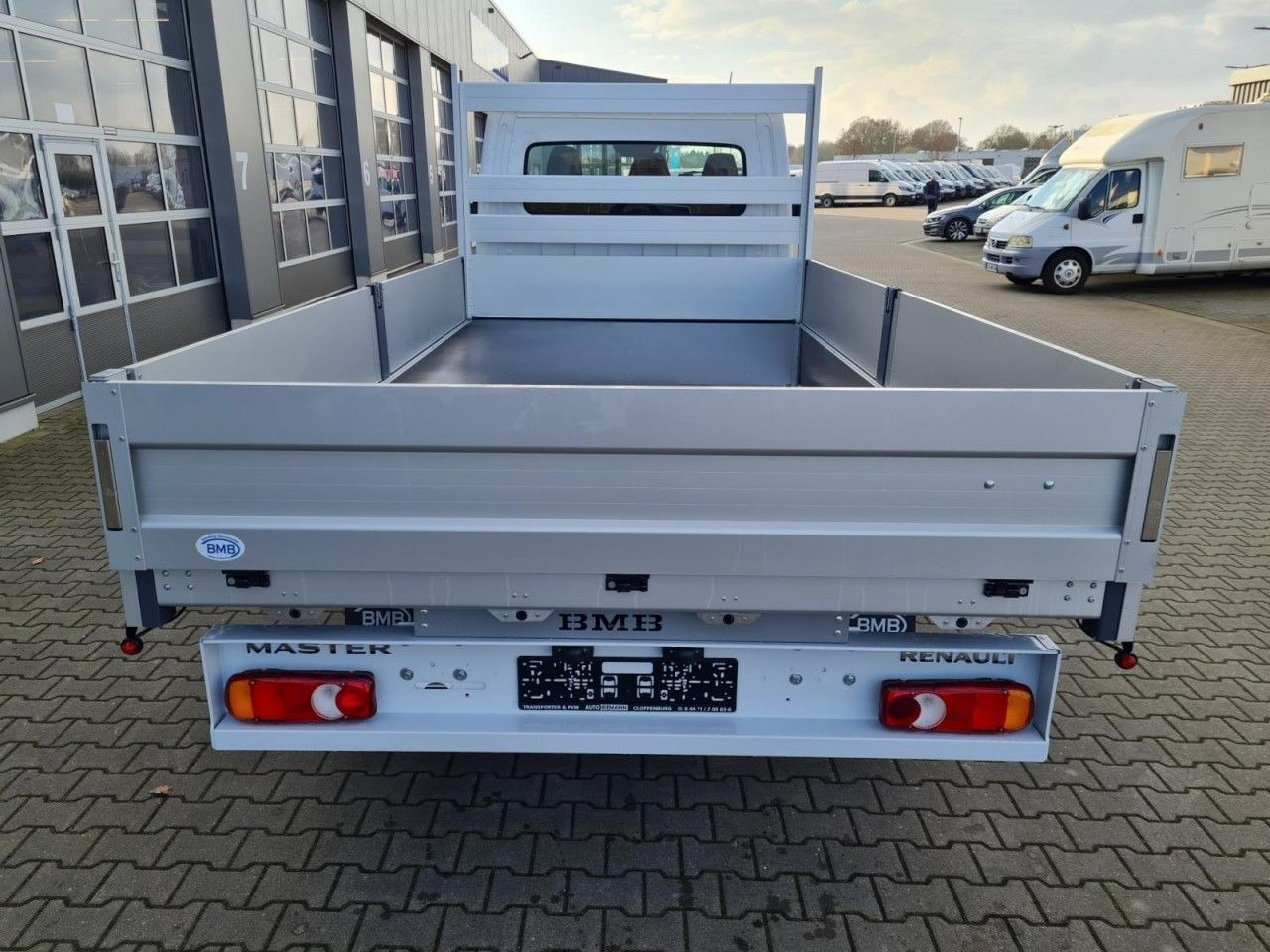 Renault Master New 35 Pritsche lang KLIMA KOMFORT TEMPOM - Dodávka valník: obrázek 5 Renault Master New 35 Pritsche lang KLIMA KOMFORT TEMPOM - Dodávka valník: obrázek 5