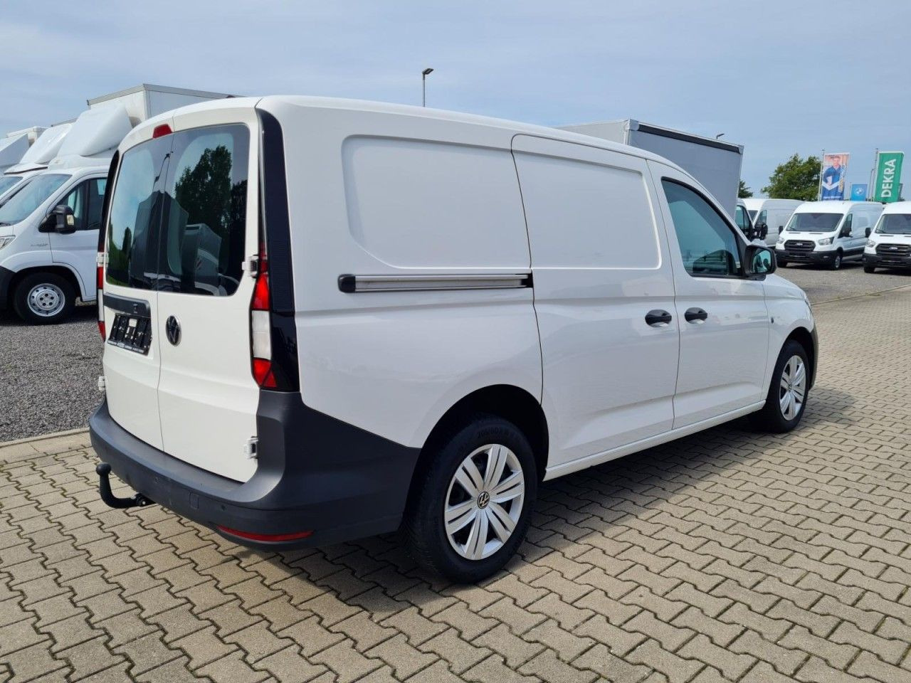 Volkswagen Caddy Kasten Cargo Maxi AHK KLIMA KAMERA PDC FLÜ - Malá dodávka: obrázek 5 Volkswagen Caddy Kasten Cargo Maxi AHK KLIMA KAMERA PDC FLÜ - Malá dodávka: obrázek 5