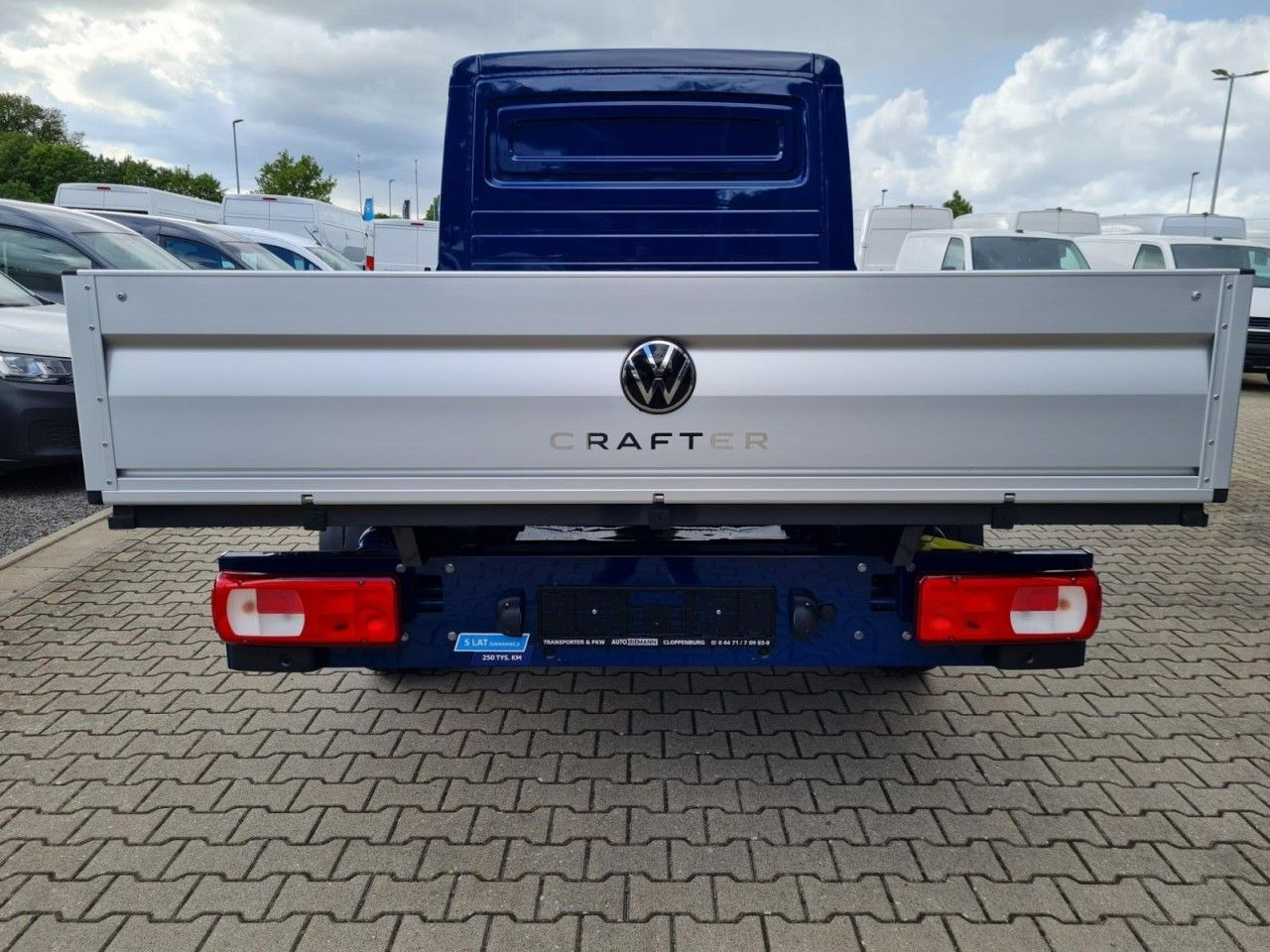Volkswagen Crafter 35 Doka TDI MR KLIMA TEMPOMAT Navi App - Dodávka valník, Dodávka s dvojitou kabinou: obrázek 5 Volkswagen Crafter 35 Doka TDI MR KLIMA TEMPOMAT Navi App - Dodávka valník, Dodávka s dvojitou kabinou: obrázek 5