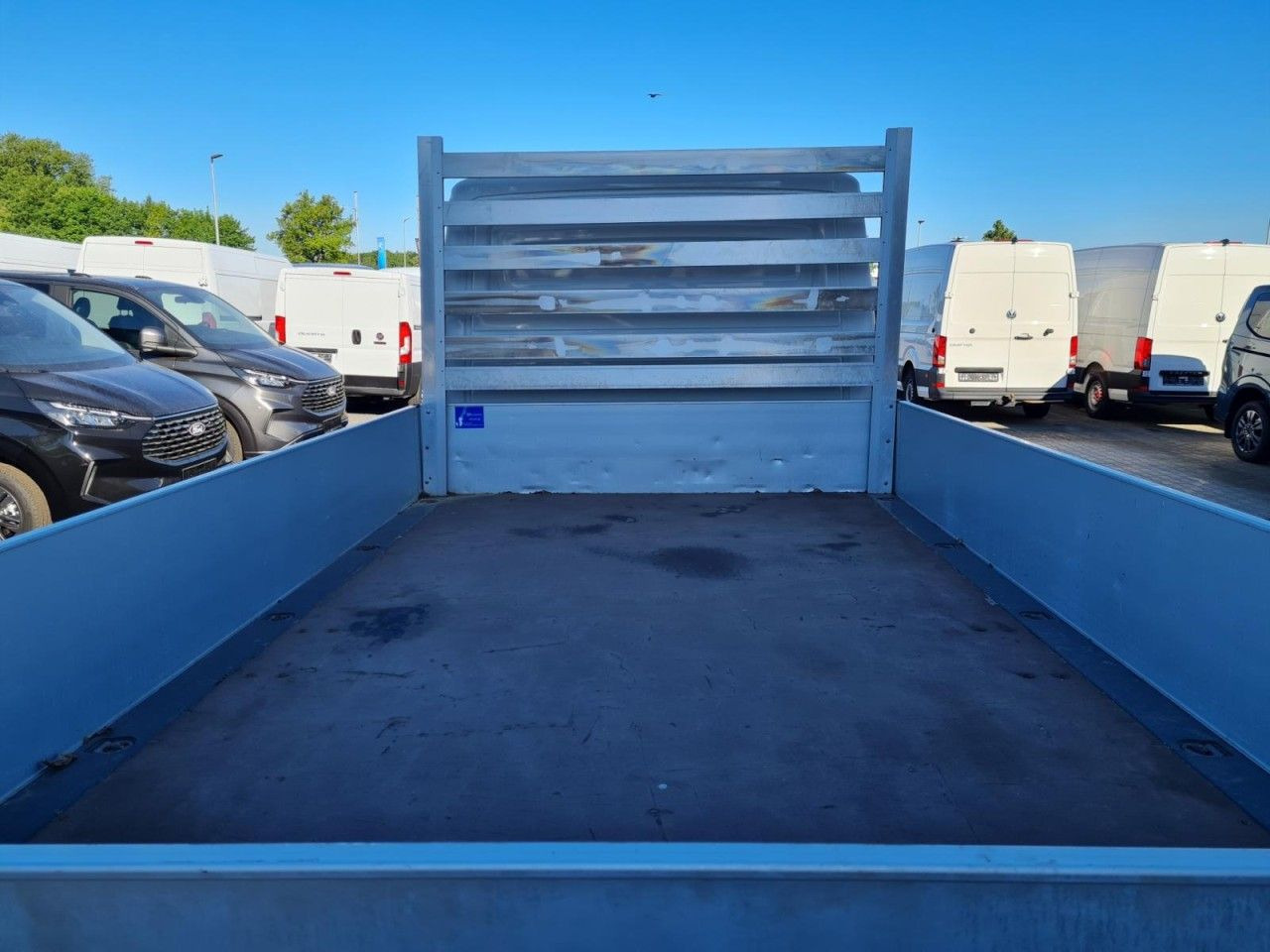 Volkswagen Crafter 35 Doka TDI lang AHK Klima - Dodávka valník, Dodávka s dvojitou kabinou: obrázek 5 Volkswagen Crafter 35 Doka TDI lang AHK Klima - Dodávka valník, Dodávka s dvojitou kabinou: obrázek 5