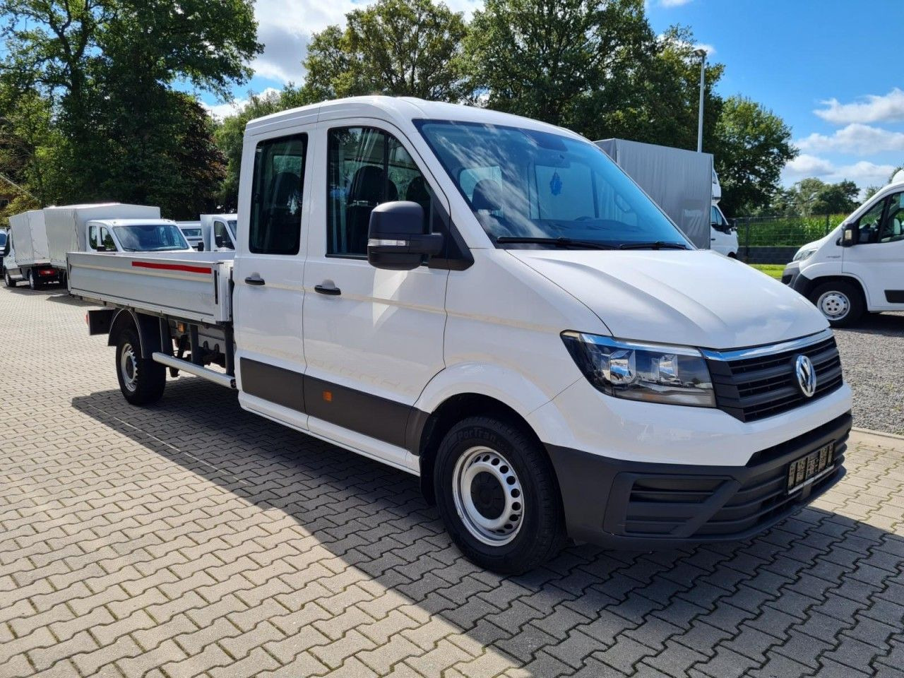 Volkswagen Crafter 35 Doka lang RWD AHK - 3.5to KLIMA TEMPO - Dodávka valník, Dodávka s dvojitou kabinou: obrázek 4 Volkswagen Crafter 35 Doka lang RWD AHK - 3.5to KLIMA TEMPO - Dodávka valník, Dodávka s dvojitou kabinou: obrázek 4