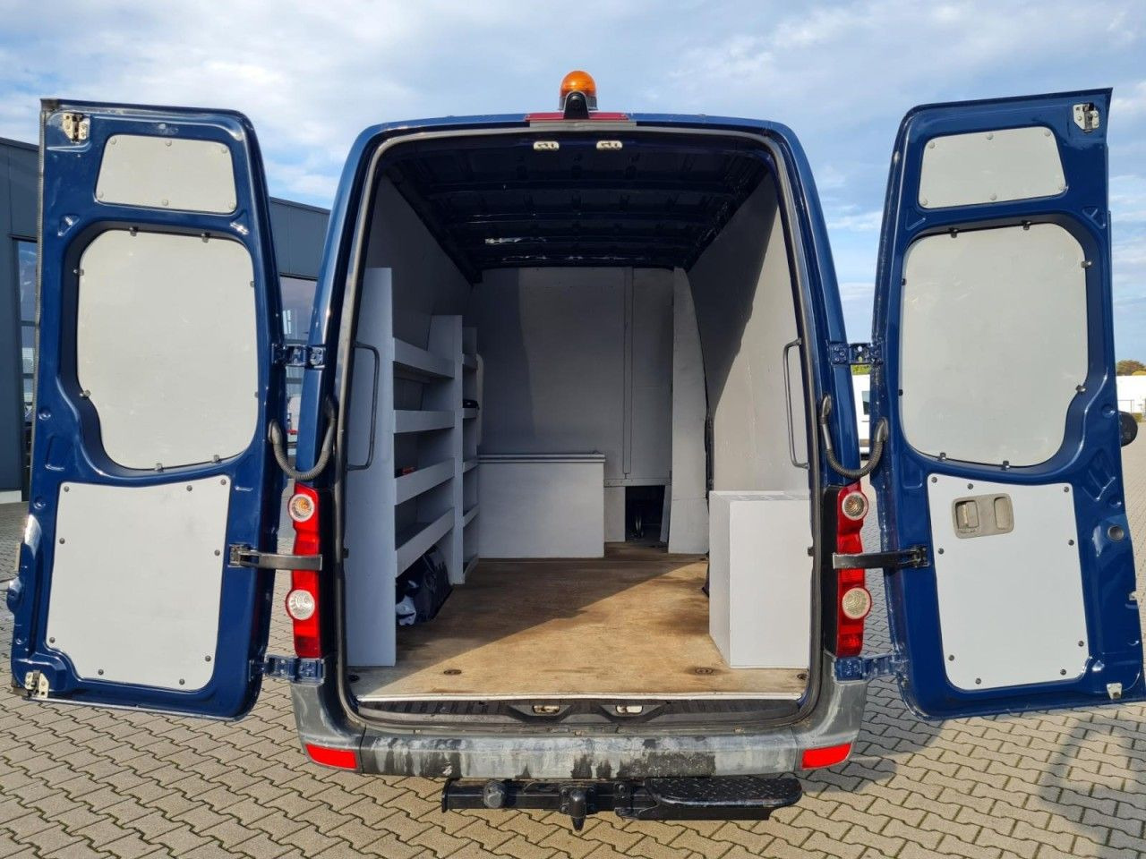 Volkswagen Crafter 35 Kasten Doka 5 Sitze AHK 3.5to REGALSY - Furgon, Dodávka s dvojitou kabinou: obrázek 5 Volkswagen Crafter 35 Kasten Doka 5 Sitze AHK 3.5to REGALSY - Furgon, Dodávka s dvojitou kabinou: obrázek 5