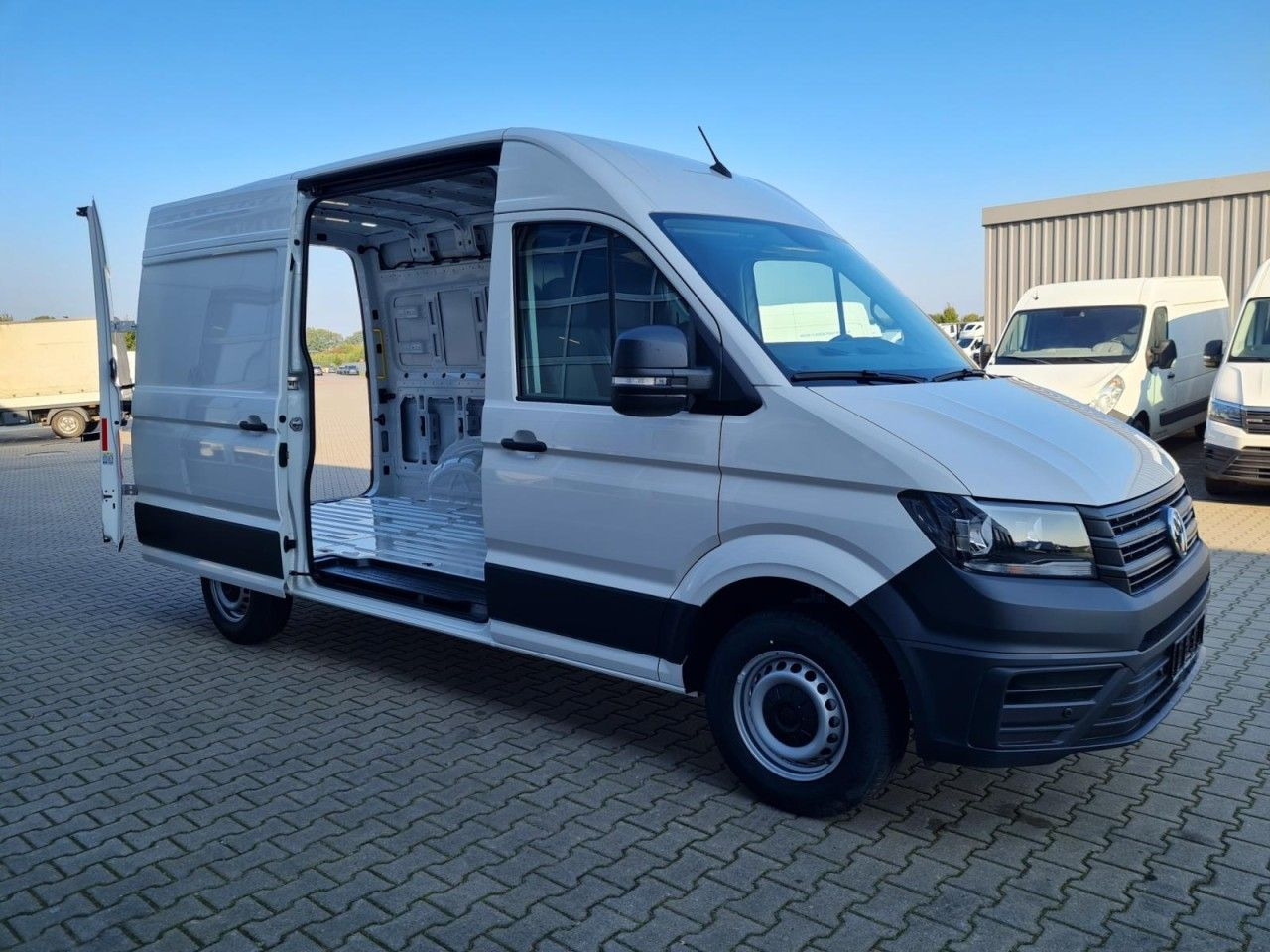 Volkswagen Crafter 35 Kasten MR L3H3 AG KLIMA KAMERA NAVI_A - Furgon: obrázek 3 Volkswagen Crafter 35 Kasten MR L3H3 AG KLIMA KAMERA NAVI_A - Furgon: obrázek 3