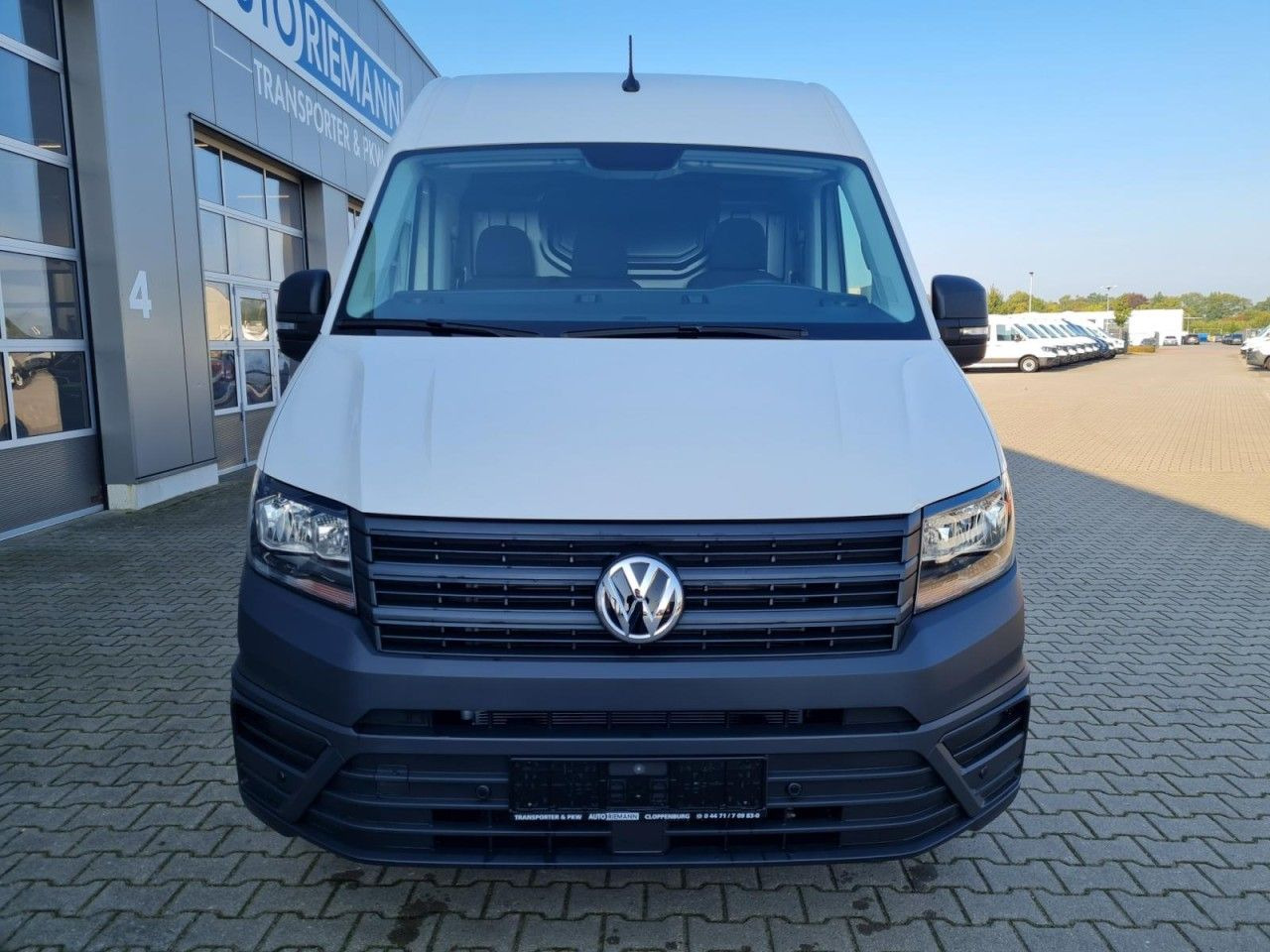 Volkswagen Crafter 35 Kasten MR L3H3 AG KLIMA KAMERA NAVI_A - Furgon: obrázek 2 Volkswagen Crafter 35 Kasten MR L3H3 AG KLIMA KAMERA NAVI_A - Furgon: obrázek 2