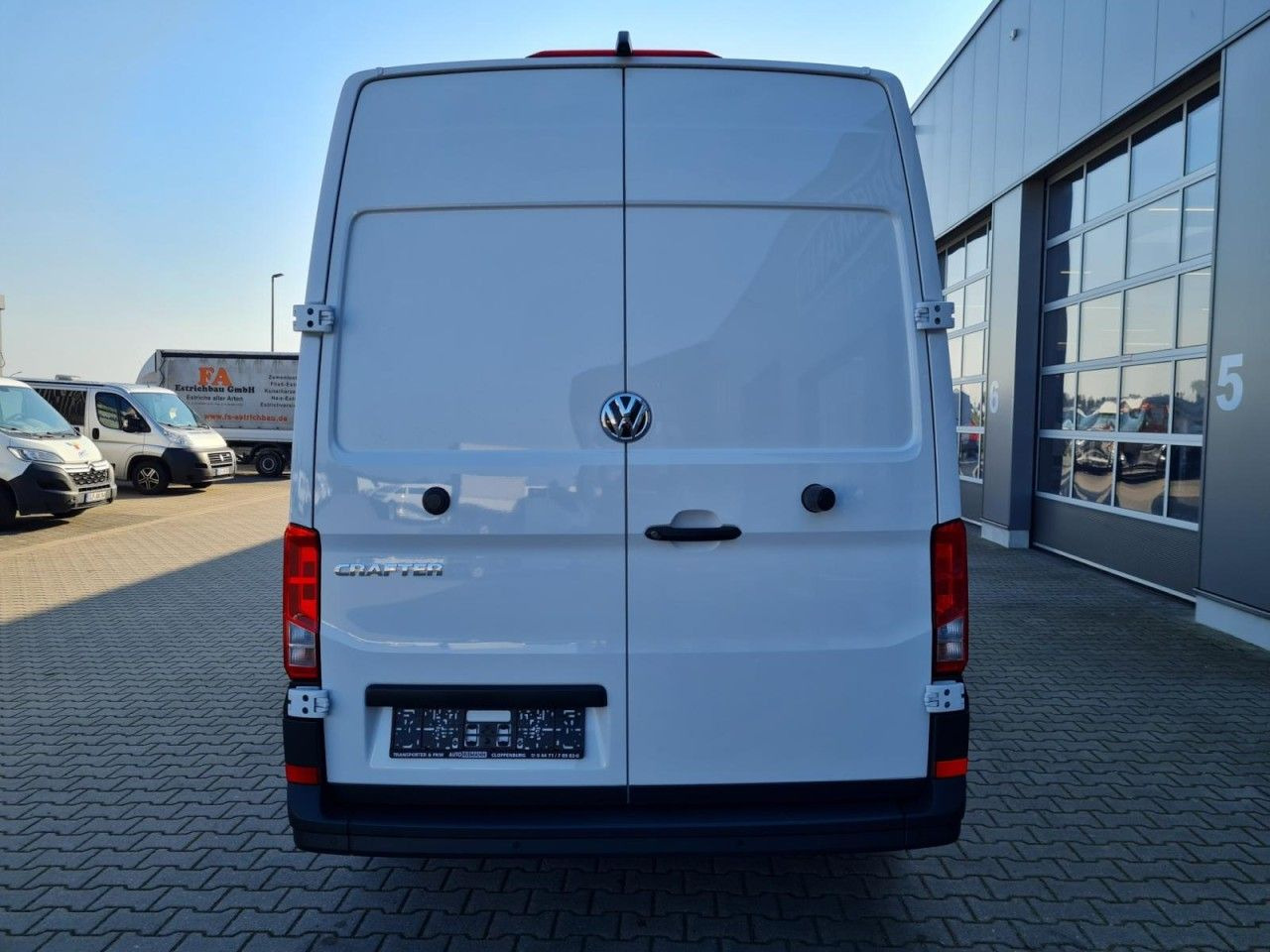 Volkswagen Crafter 35 Kasten MR L3H3 KLIMA TEMPOMAT Mod. 25 - Furgon: obrázek 5 Volkswagen Crafter 35 Kasten MR L3H3 KLIMA TEMPOMAT Mod. 25 - Furgon: obrázek 5