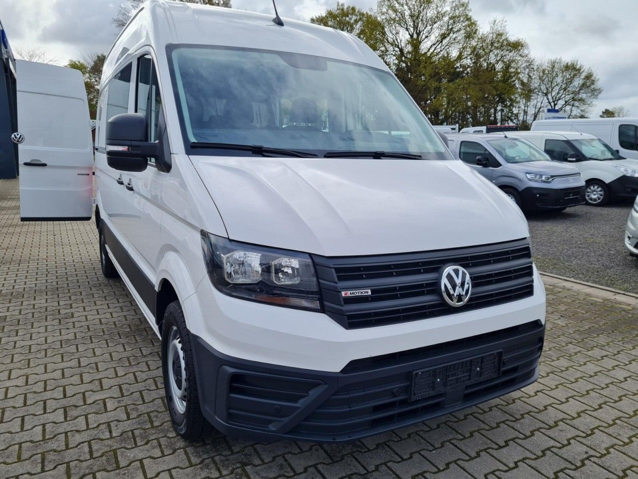 Volkswagen Crafter 35 Kasten PLUS MIXTO DOKA 4motion L3H3 - Furgon, Dodávka s dvojitou kabinou: obrázek 2 Volkswagen Crafter 35 Kasten PLUS MIXTO DOKA 4motion L3H3 - Furgon, Dodávka s dvojitou kabinou: obrázek 2