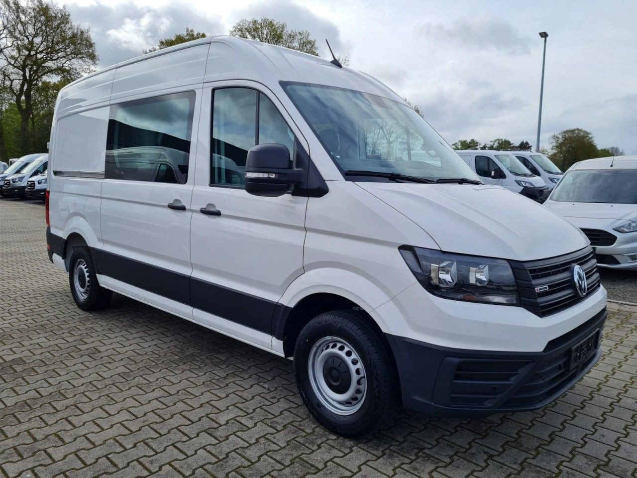 Volkswagen Crafter 35 Kasten PLUS MIXTO DOKA 4motion L3H3 - Furgon, Dodávka s dvojitou kabinou: obrázek 3 Volkswagen Crafter 35 Kasten PLUS MIXTO DOKA 4motion L3H3 - Furgon, Dodávka s dvojitou kabinou: obrázek 3
