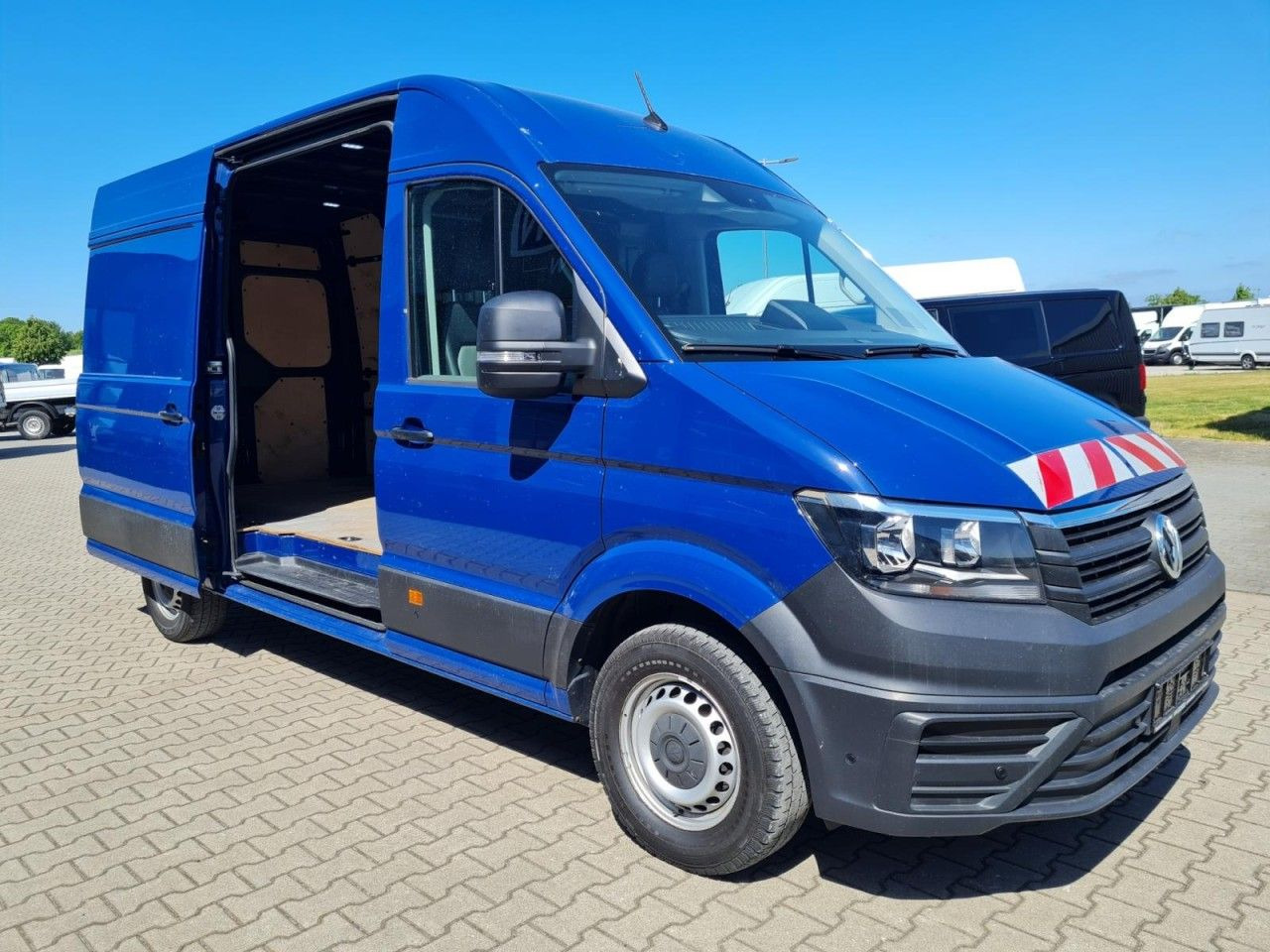 Volkswagen Crafter 35 Kasten TDI MR L3H3 RWD AHK - Furgon: obrázek 5 Volkswagen Crafter 35 Kasten TDI MR L3H3 RWD AHK - Furgon: obrázek 5